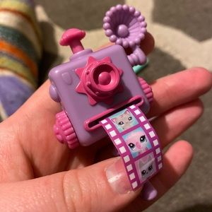 LPS Camera Stand/Lemonade Stand